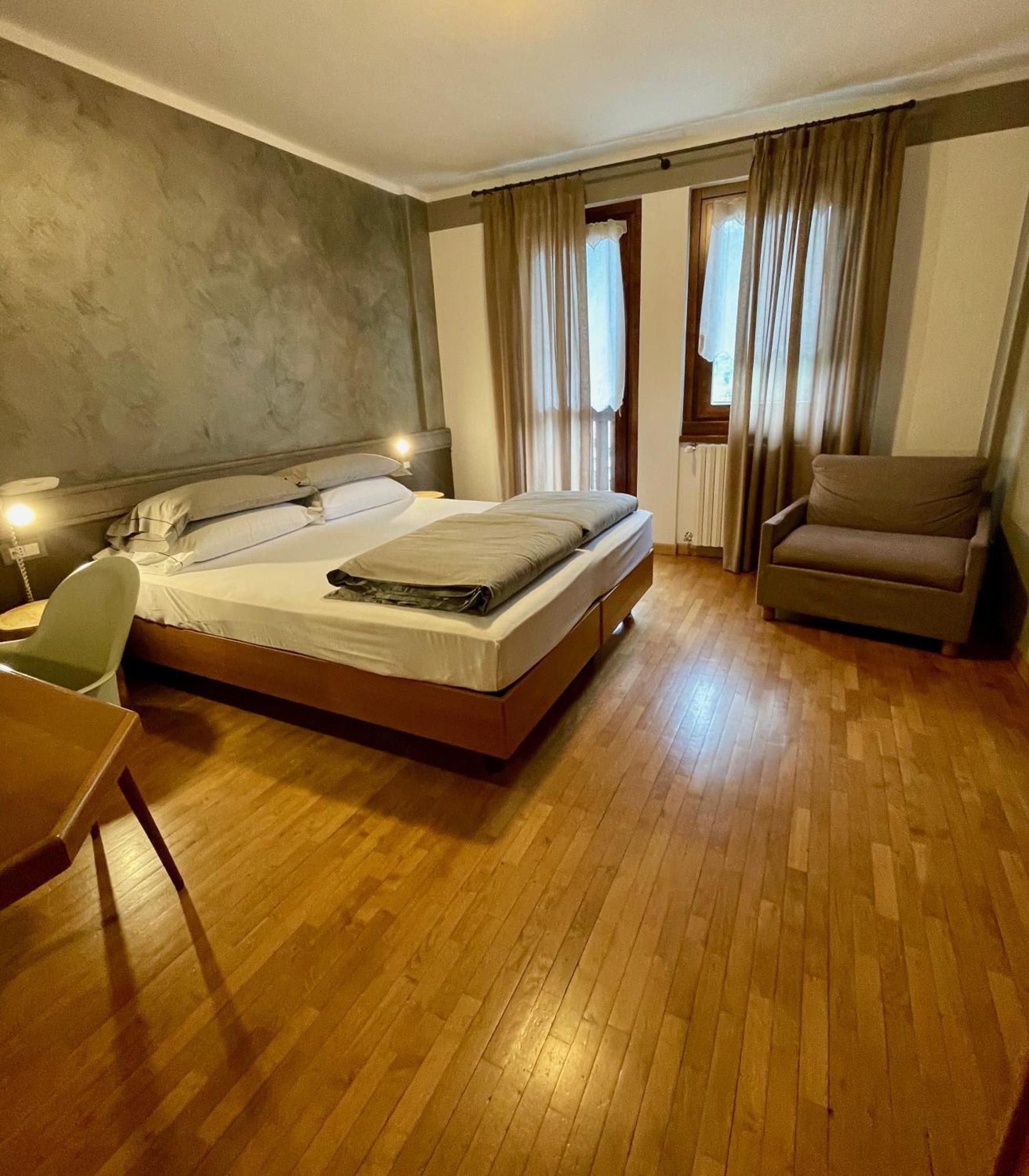 Hotel Garni Sorriso Понте ди Леньо Екстериор снимка